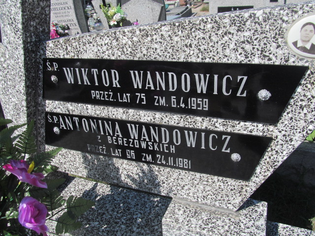 Wiktor Wandowicz Kosmów - Grobonet - Wyszukiwarka osób pochowanych